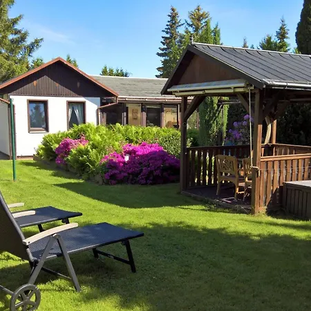 In Maxen Mit Privatem Pool Holiday home