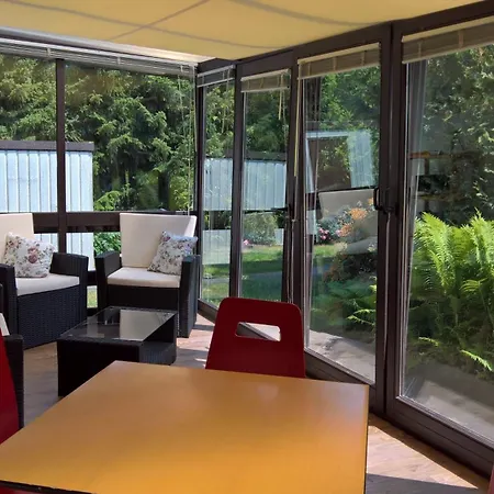 In Maxen Mit Privatem Pool 度假居 Muglitztal